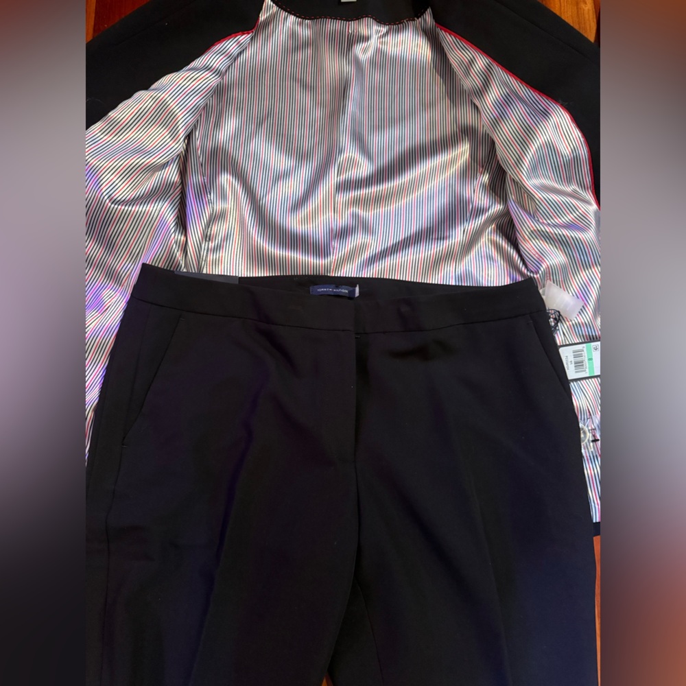 NWT Tommy Hilfiger Women’s Black Suit, 6/8 - Picture 8 of 15